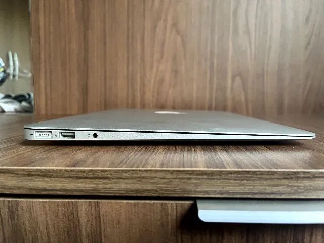 Macbook Air 13" 2011 251GB SSD Prata - Foto 5