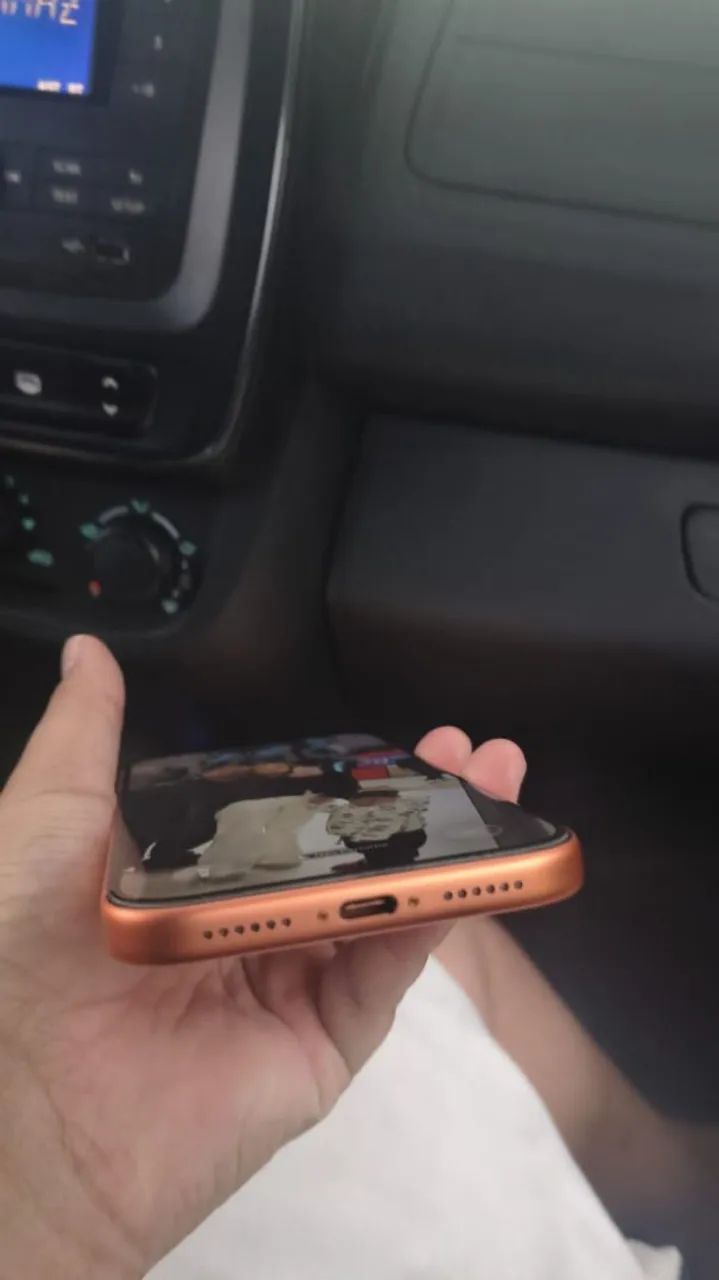 IPHONE 17 PRO MAX LARANJA - Foto 4