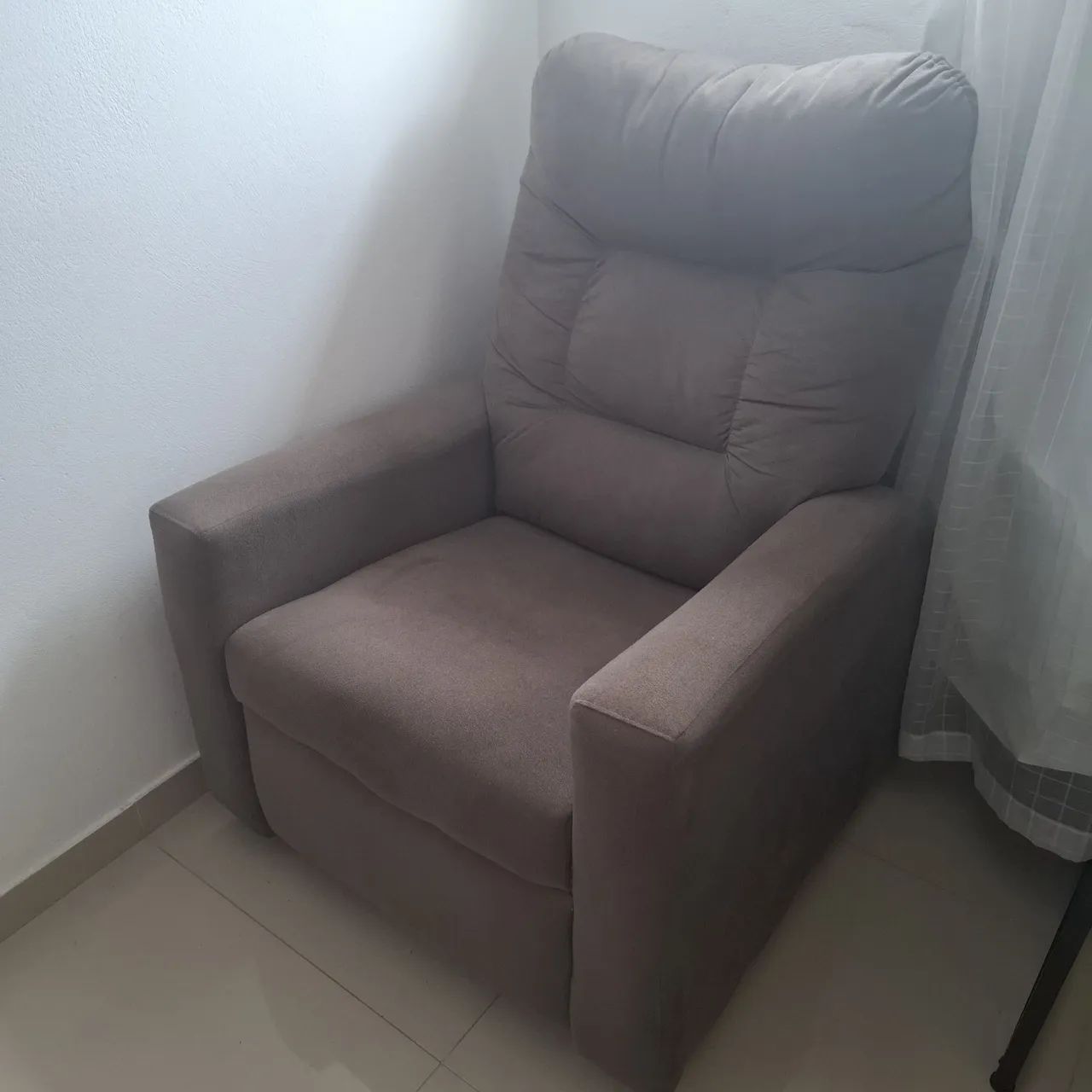 Poltrona reclinável 
