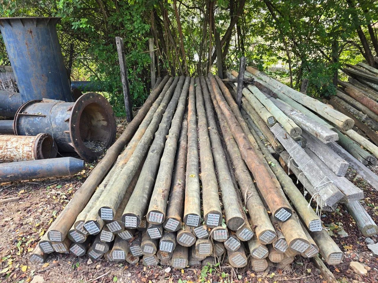 Eucalipto tratado roliço 12 a 14 com 6m