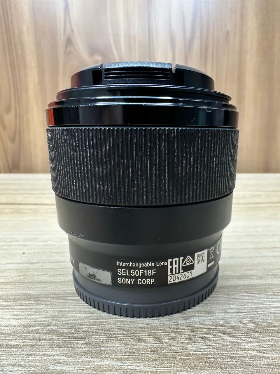 Lente Sony Alpha FE 50mm F 1.8 E-Mount Full Frame - Foto 2