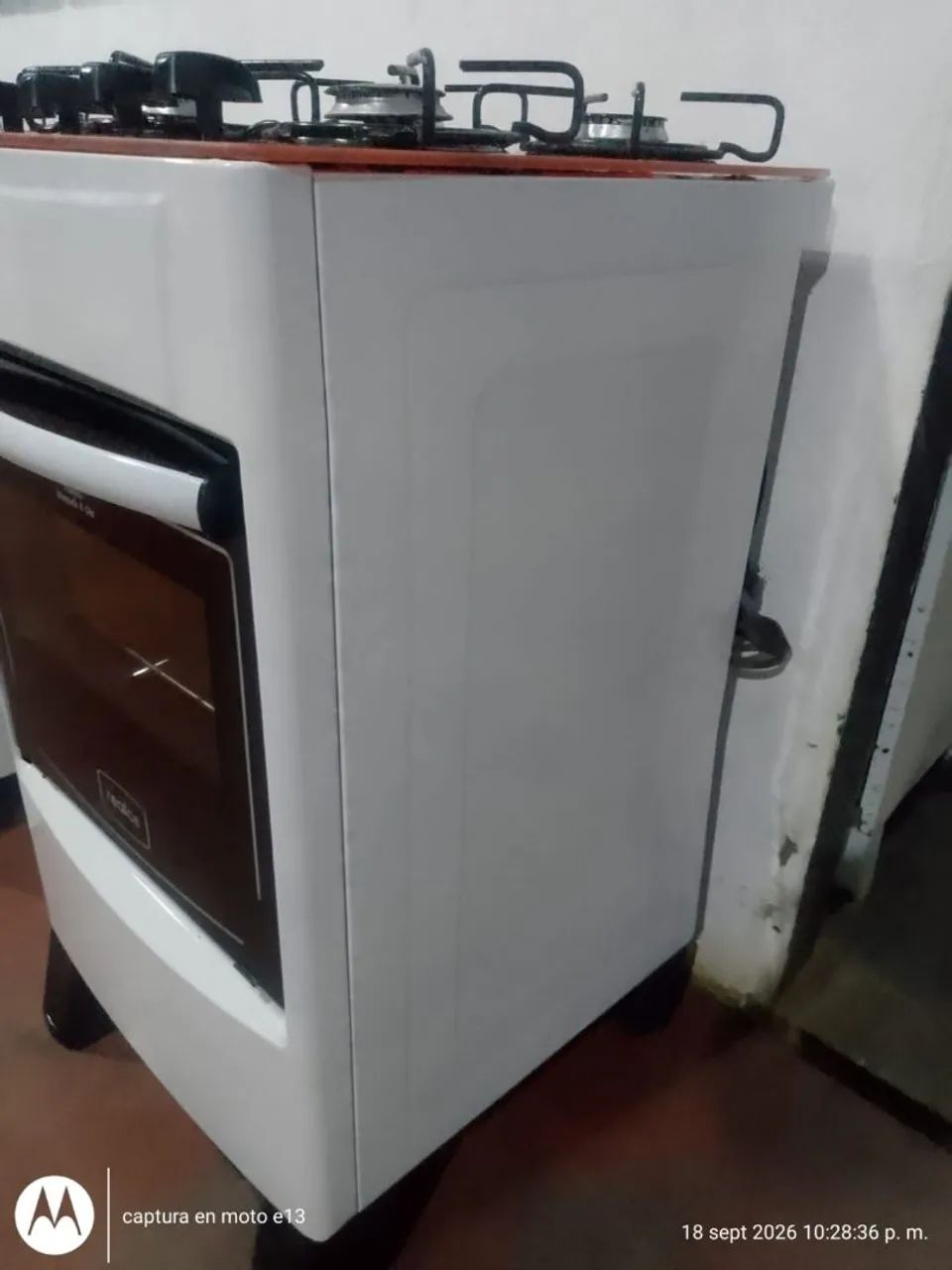 Fogão 4 bocas com seu acendimento automático funcionando perfeitamente  - Foto 5