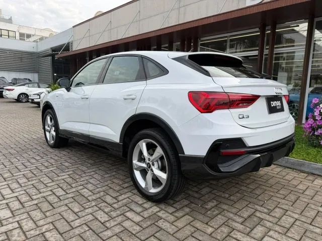 Audi Q3 SPB Performance 2.0 TFSI Tipt. Quatt. 2022 - Foto 5