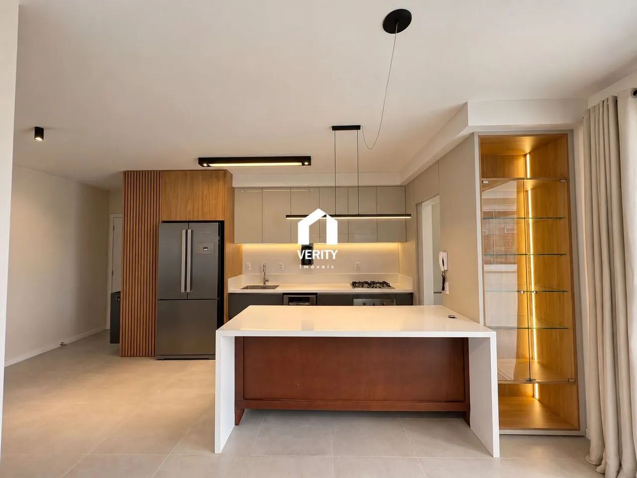 Apartamento 3 Quartos com Suíte, 3 Vagas e Sacada com Churrasqueira no Canto - Foto 4