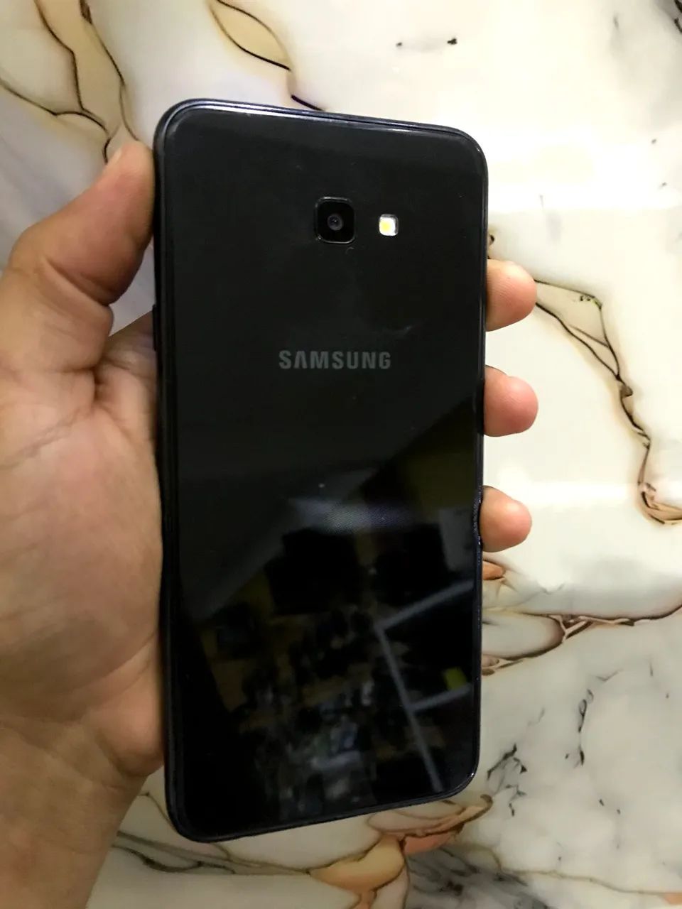 Samsumg J4 plus 