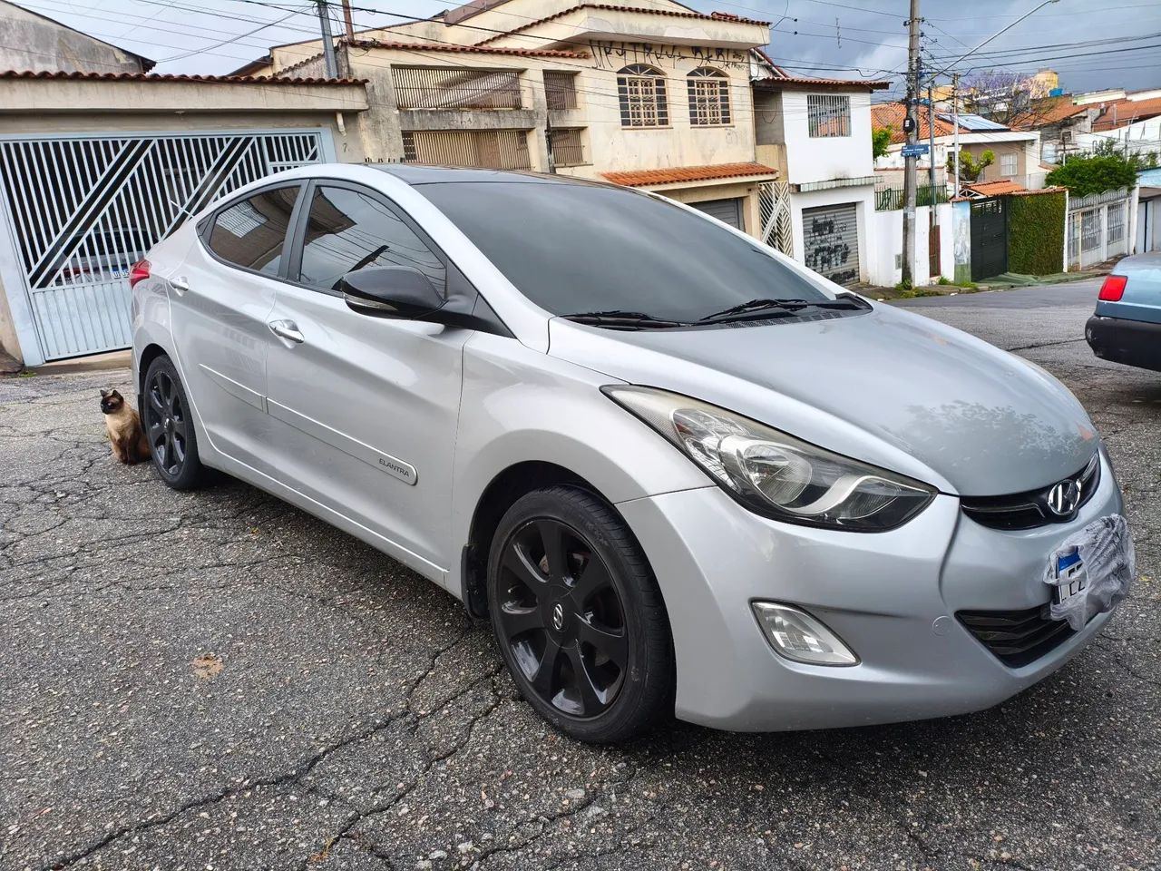 Hyundai Elantra GLS 1.8 16V 2012
