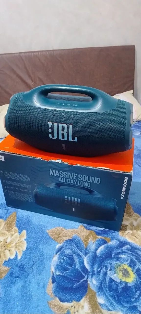 JBL 4