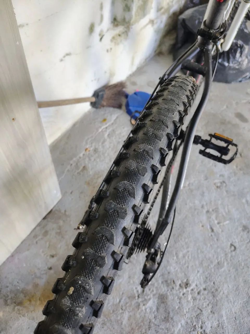 Bicicleta OGGi Hacker aro 24  - Foto 3