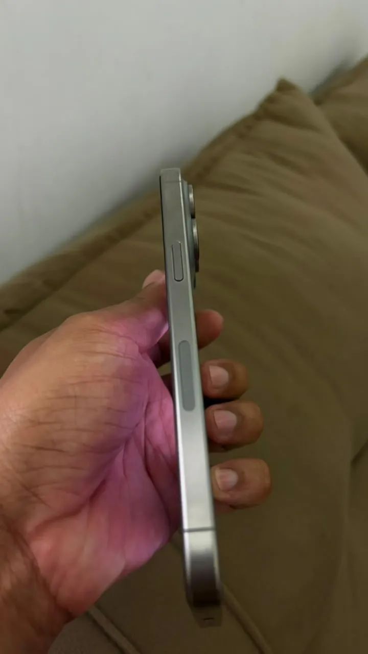 iPhone 15 pro Max - Foto 4