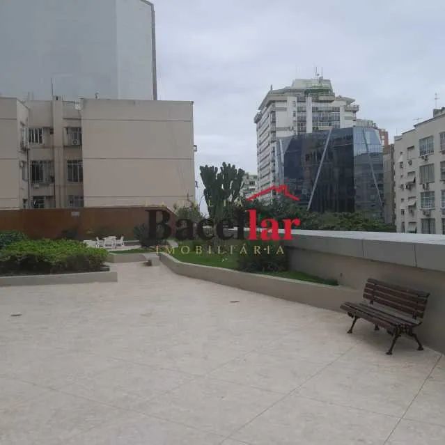 Flat : / Residencial / Leblon