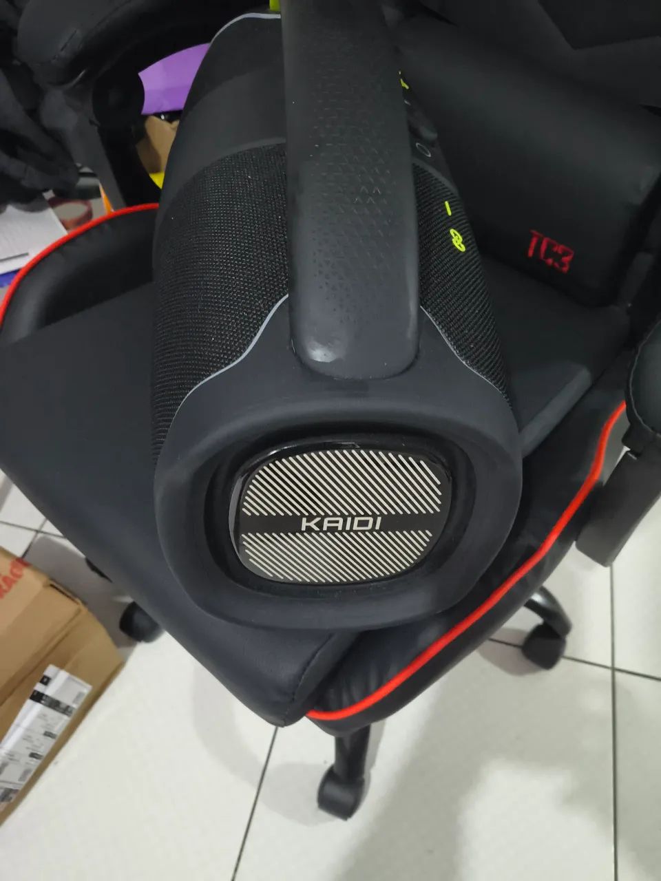 SOM PORTÁTIL KAIDE bluetooth 300W  - Foto 4
