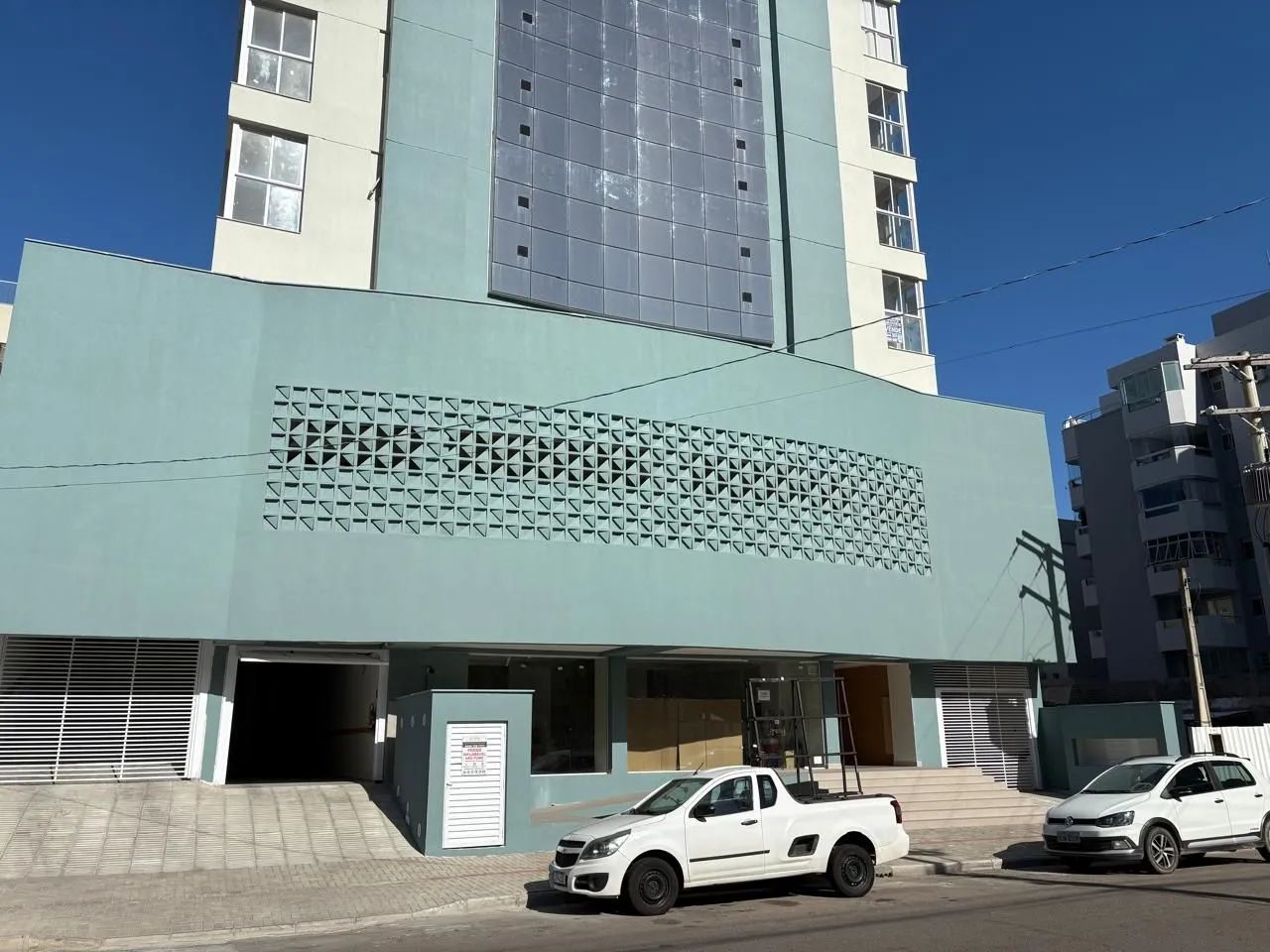 Sala comercial no mar grosso laguna