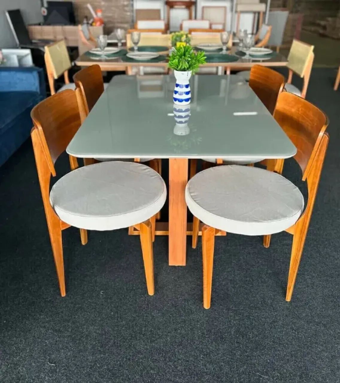 Mesa de jantar com 4 cadeiras (MONTAGEM GRATIS) - Foto 2