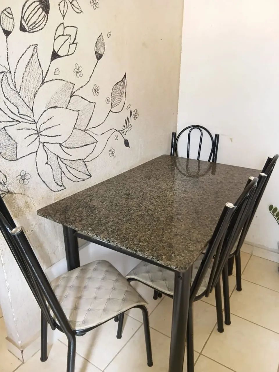 Mesa 4 cadeiras - Foto 3