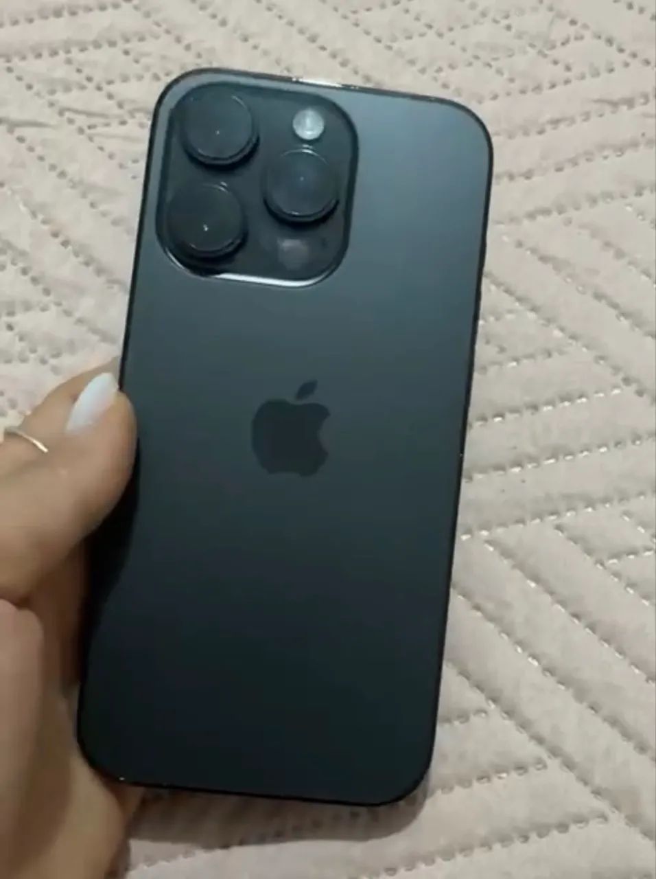 iPhone 14 Pro preto 