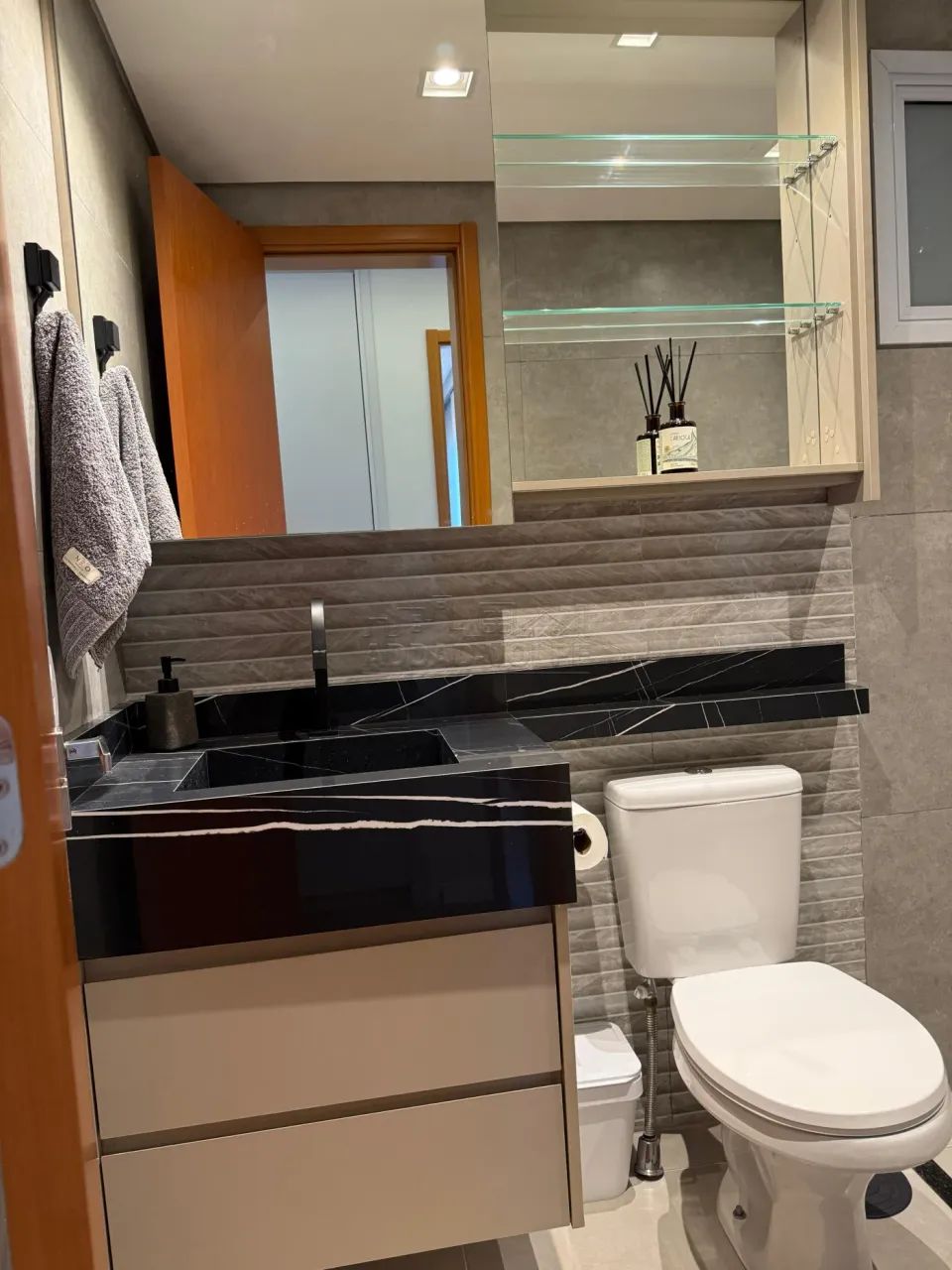 Apartamento Quinta Ranieri Gold com sala estendida e escritório - Foto 5