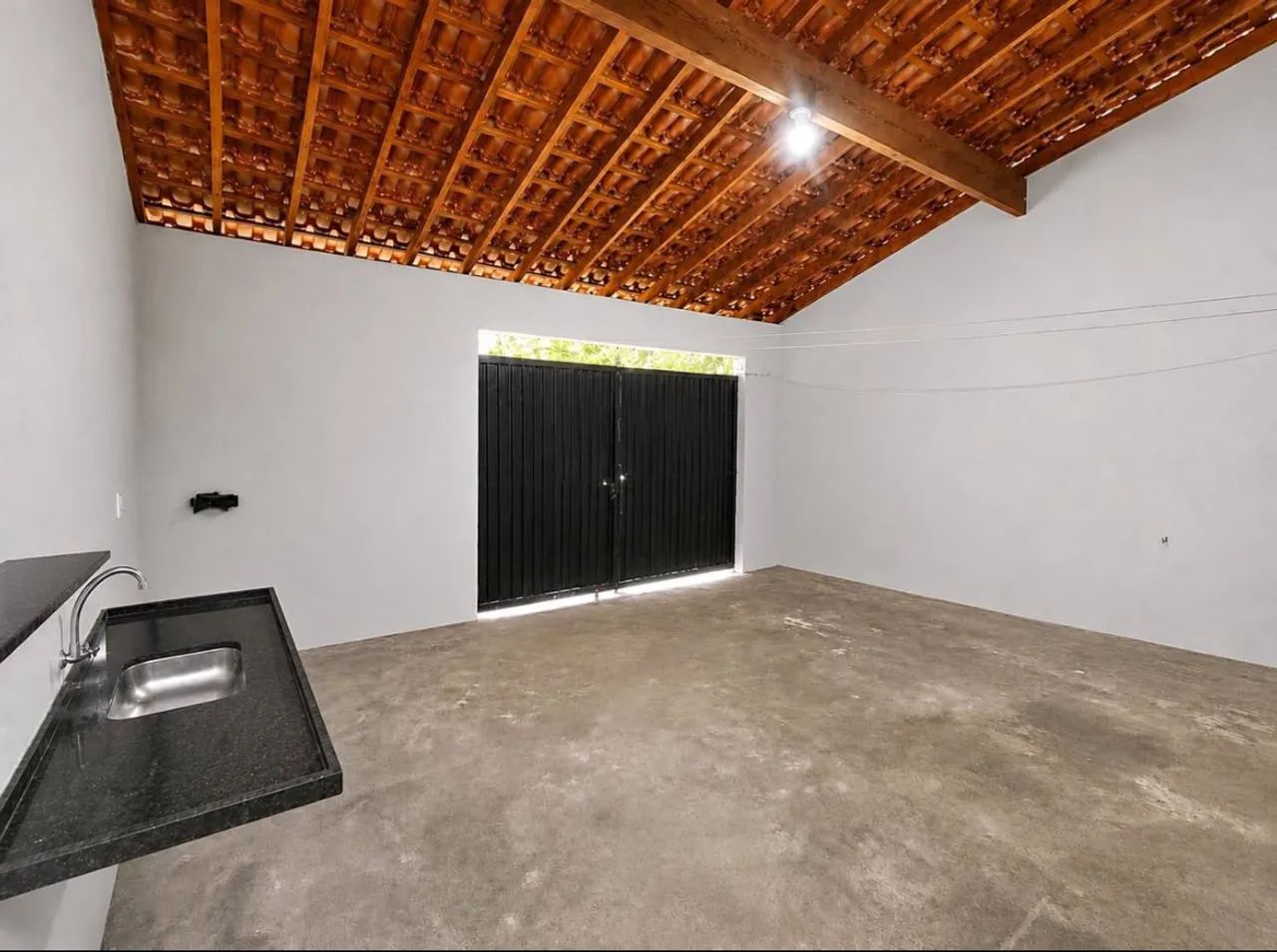 CASA NA CIDADE VELHA 