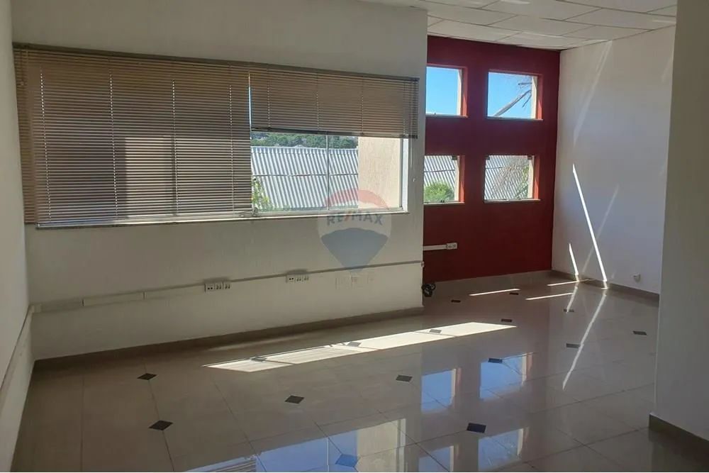Descubra o espaço perfeito para o seu negócio prosperar no coração de Vinhedo! - Foto 2