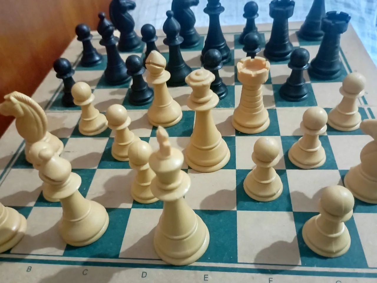 Jogo de Xadrez caixa de madeira !  - Foto 2