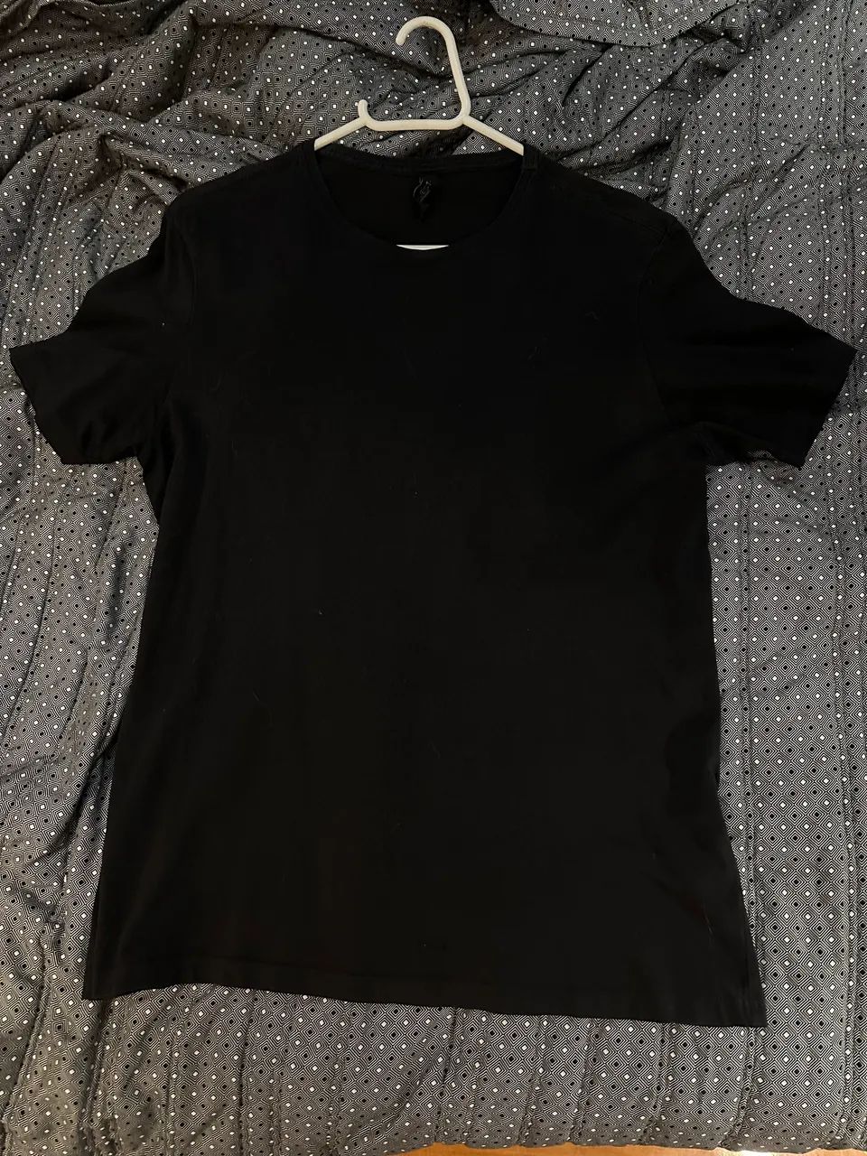 Camiseta slim fit preta