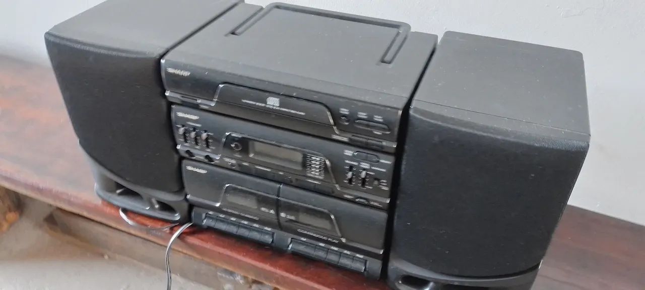 Radio  sharp  só está funcionando o radio  - Foto 4