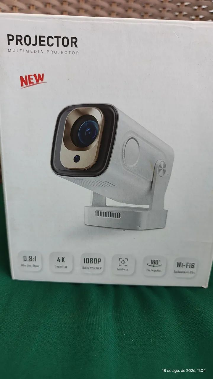 Projetor Android curta distância 
