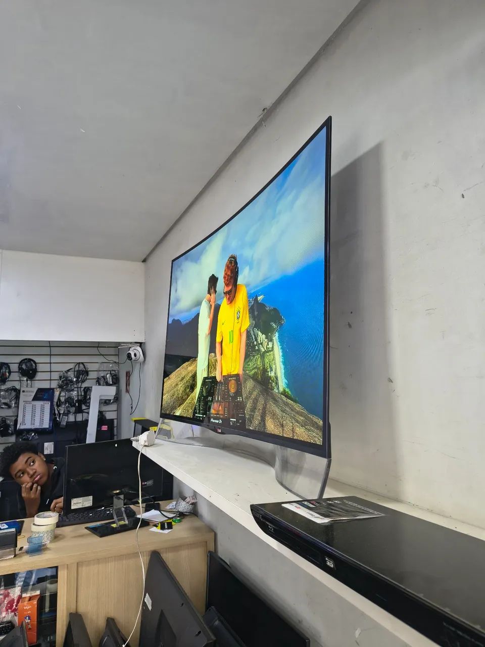 Smart TV LG OLED tela curva 55 polegadas - Foto 2