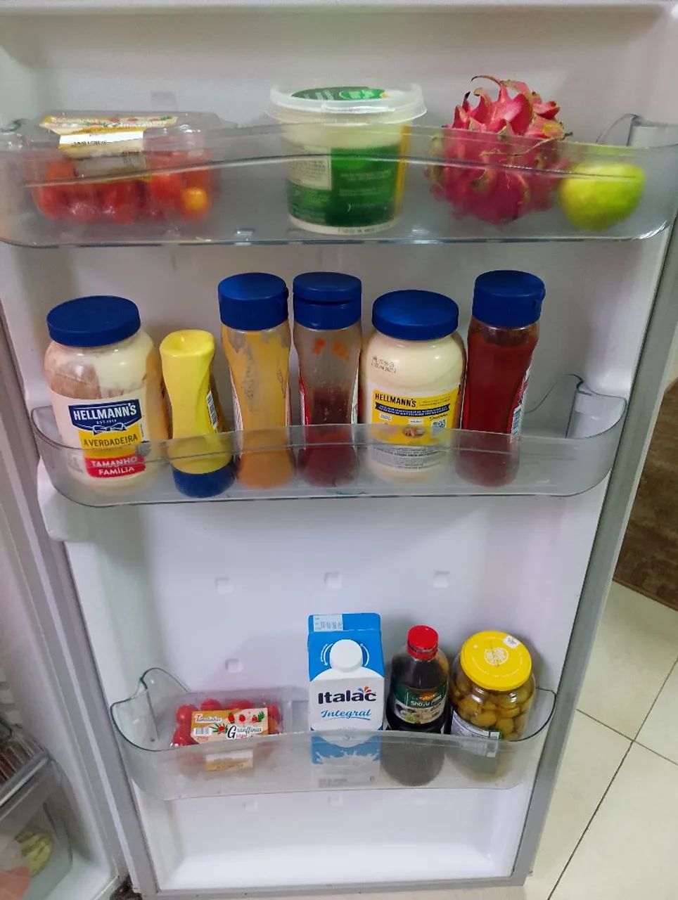 Vendo geladeira funcionando e conservada  - Foto 4