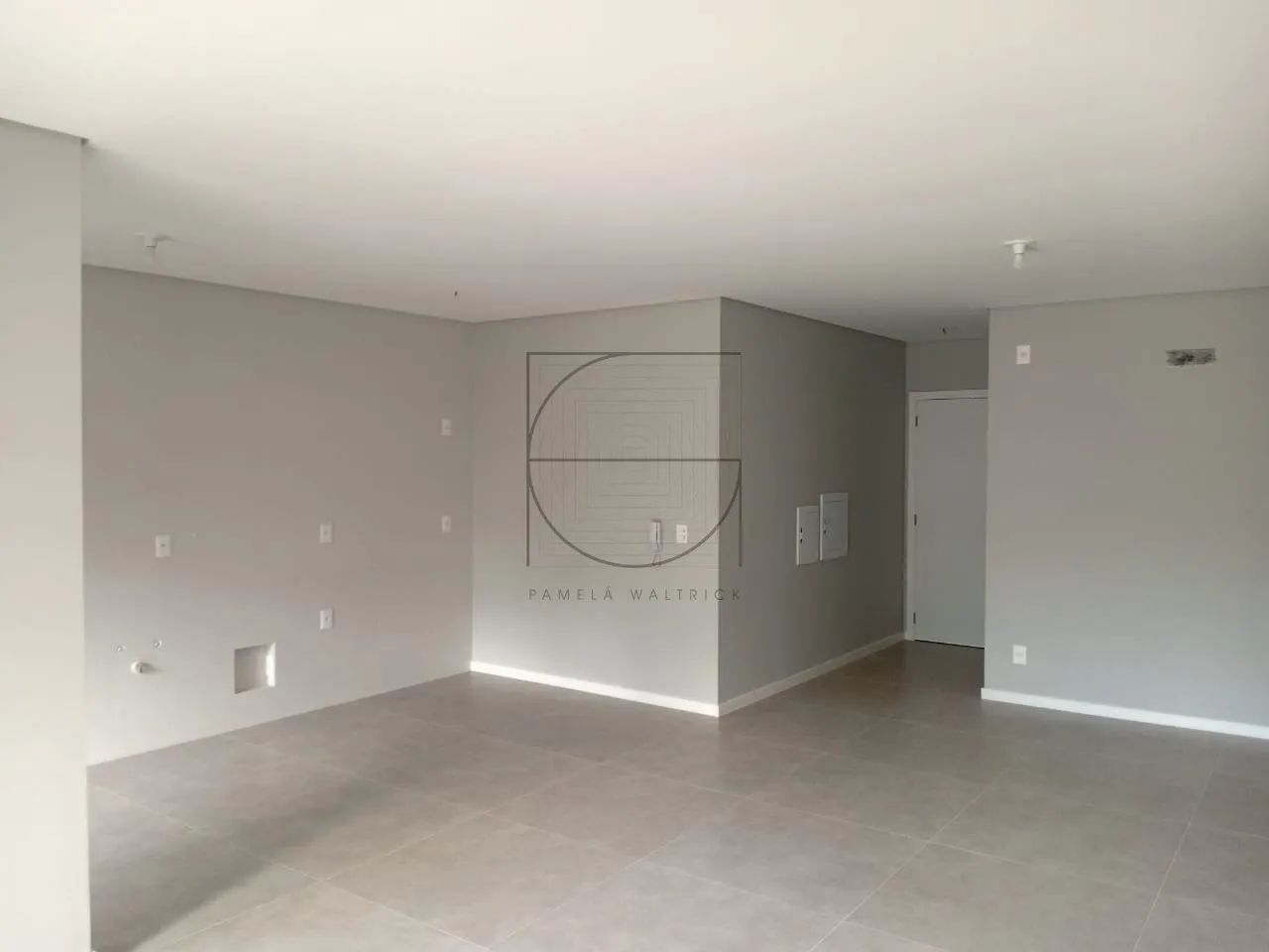 Apartamento Duplex com 3 dormitórios e 3 suítes e 4 banheiros e 2 vagas de garagens - Foto 5