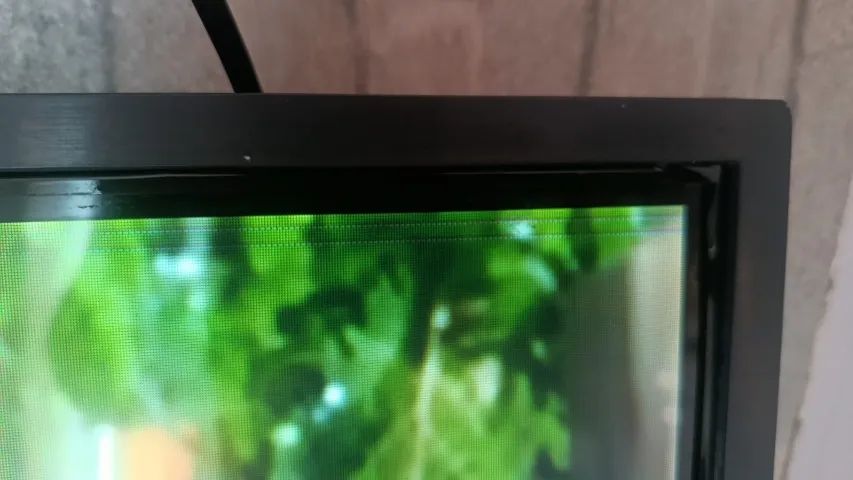 Smart Tv 43" Polegadas LG - COM DETALHE - Foto 3