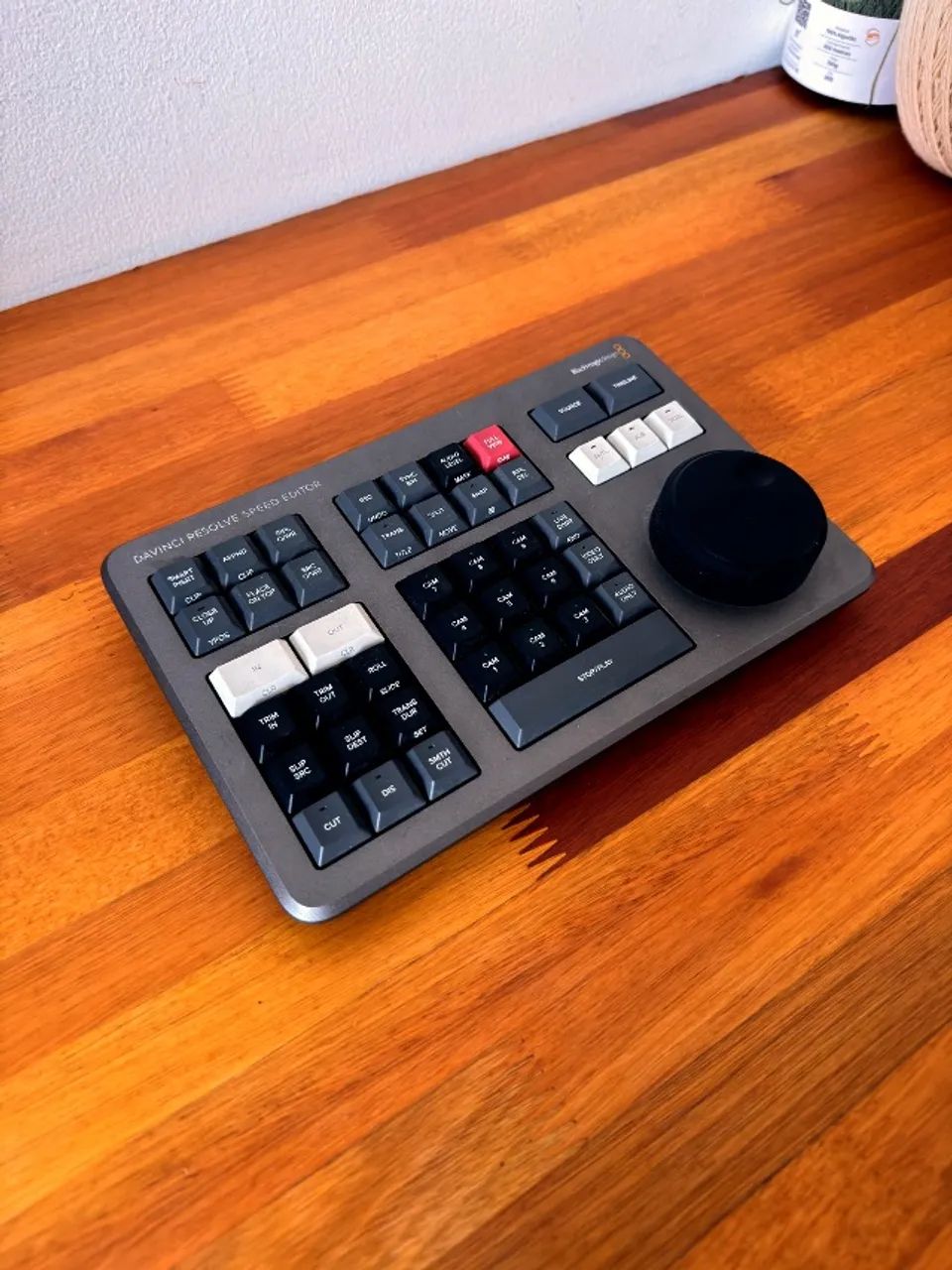 Blackmagic Teclado Davinci Resolve Speed Editor - Foto 3