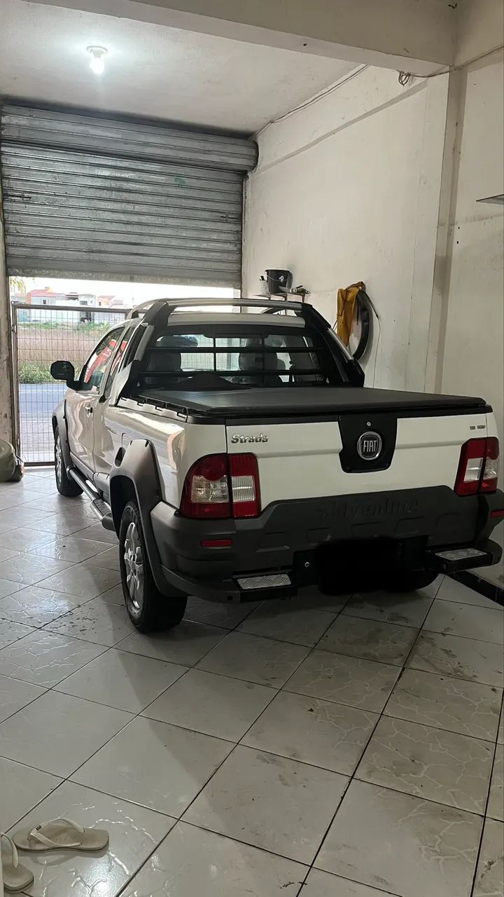 Fiat Strada Adventure 1.8/ 1.8 Locker Flex CE 2013 - Foto 5