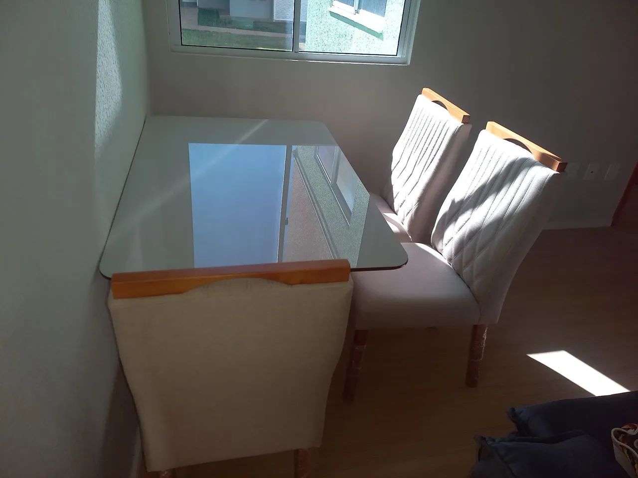 Mesa 4 lugares, nunca usada - Foto 3