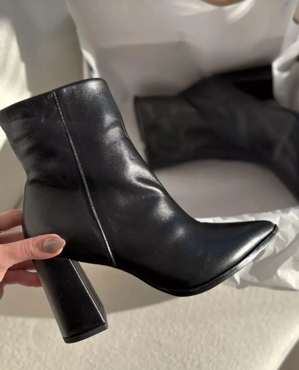 Bota couro legítimo preta 35