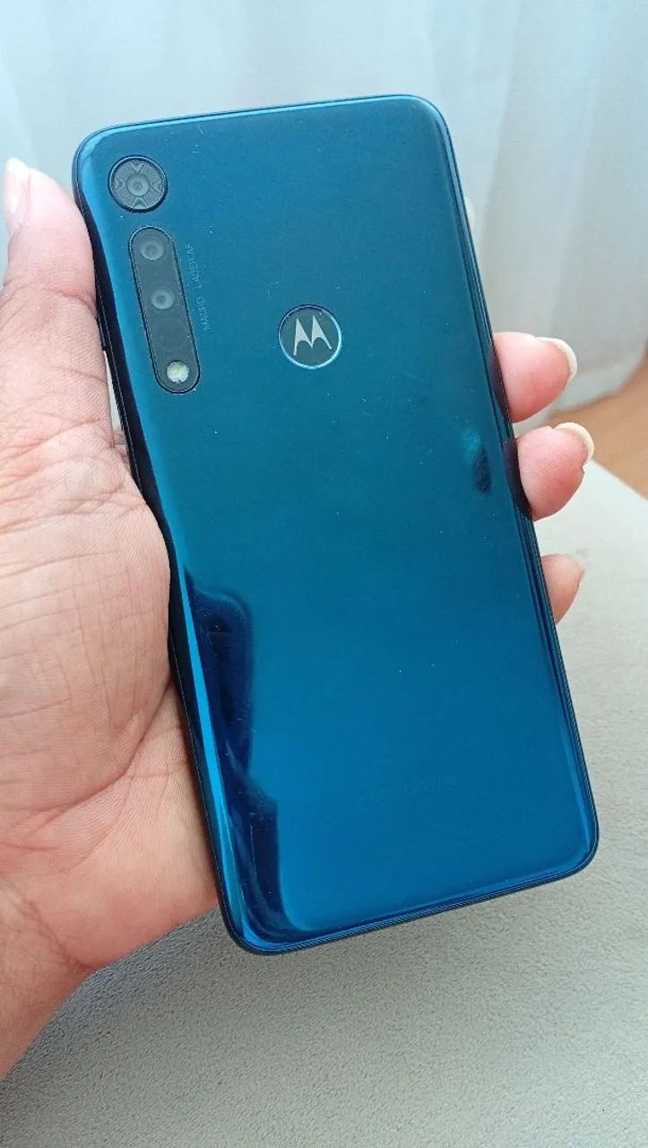 Motorola One macro 