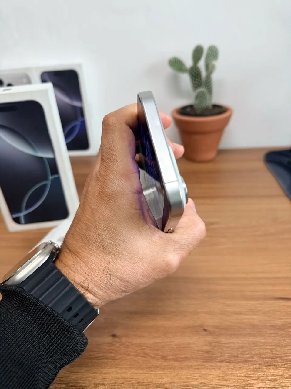 iPhone 16 Pro Max 256GB - Foto 4