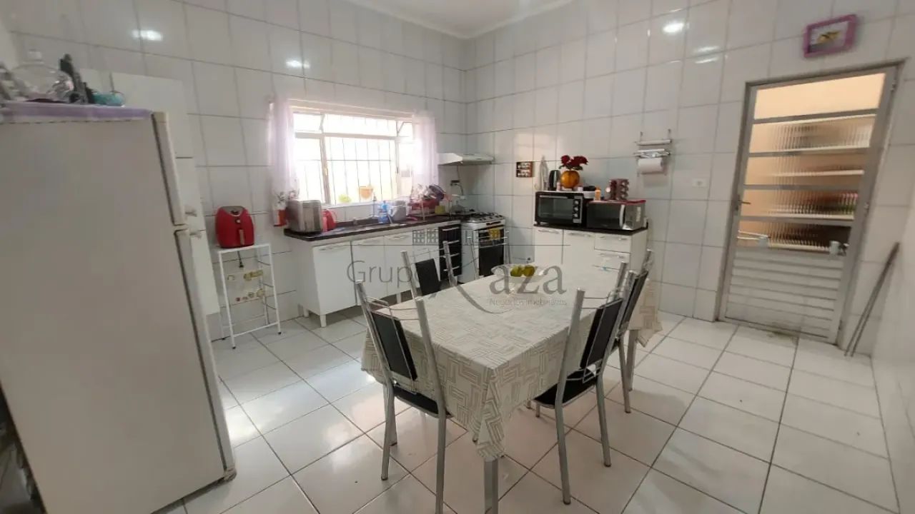 Oportunidade - Casa Sobrado e Ponto Comercial - Cidade Morumbi - 167m². - Foto 3