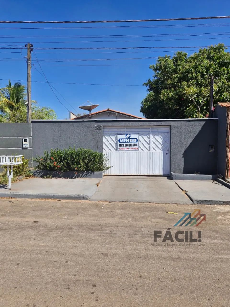 VENDO CASA | 400M² | 3 QUARTOS (2 SUÍTES) | 712 SUL