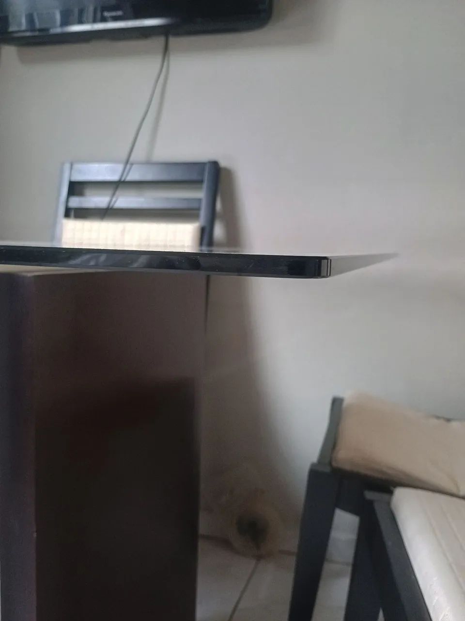 Mesa de vidro com 6 cadeiras  - Foto 2