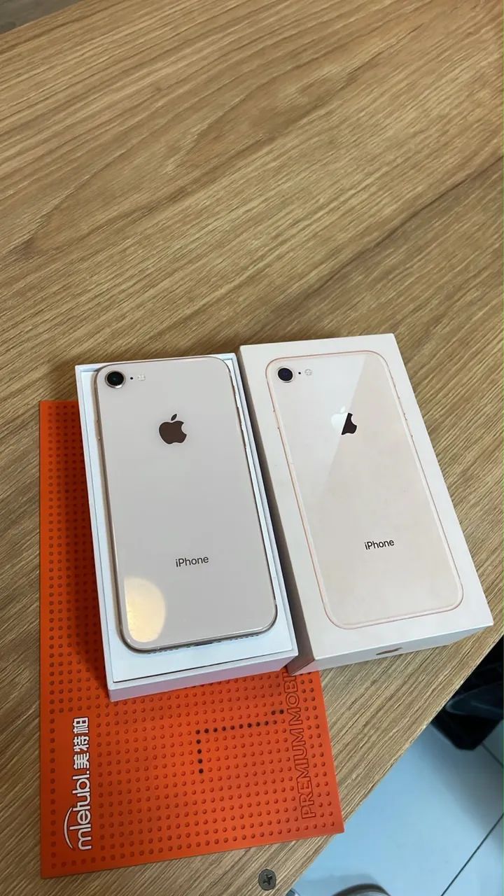 iPhone 8 semi novo