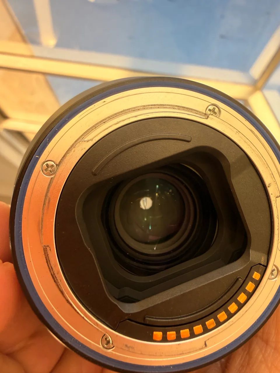 Lente Zeiss Batis 25mm F2 ( Full Frame) E-mount SONY - Foto 6