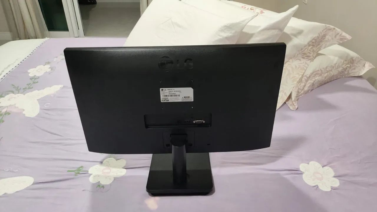 Monitor PC LG 19.5' - Foto 2