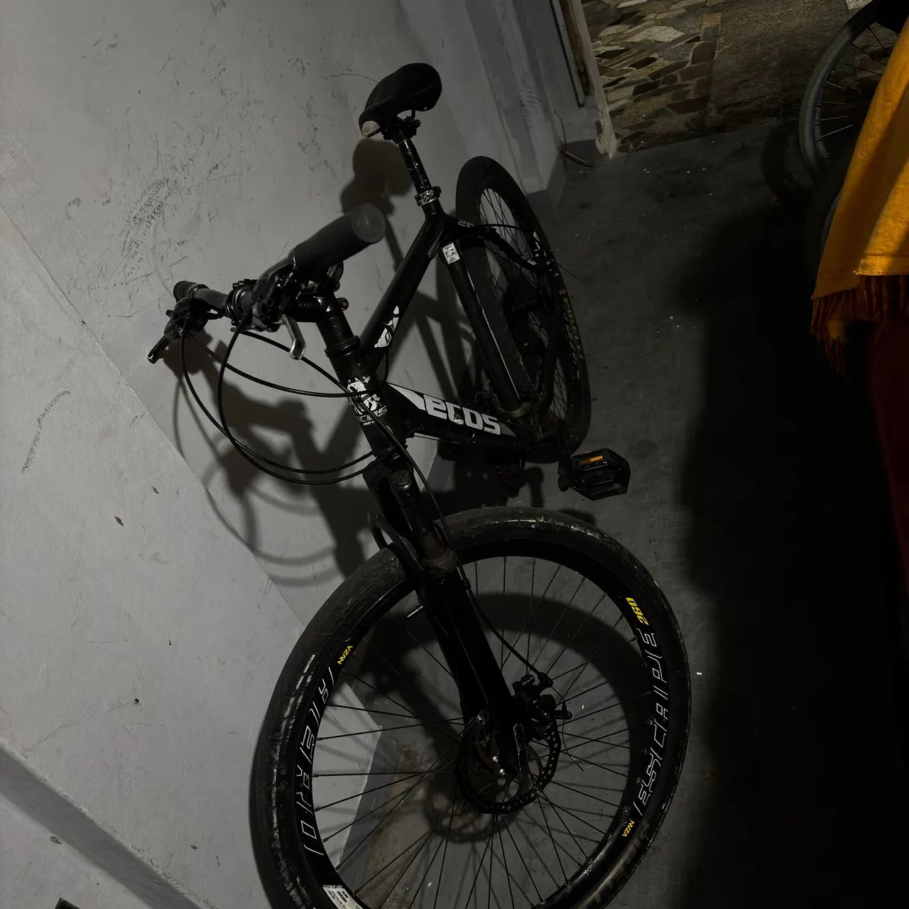 Bicicleta  de alumínio  - Foto 5