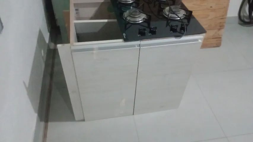 Fogão Cooktop 4 bocas e armário MDF 