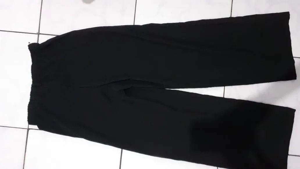 Calça jeans feminina cargo 