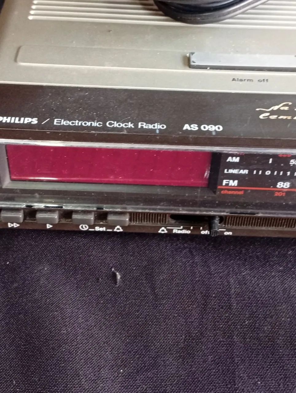 Rádio relógio funcionando Philips  - Foto 2