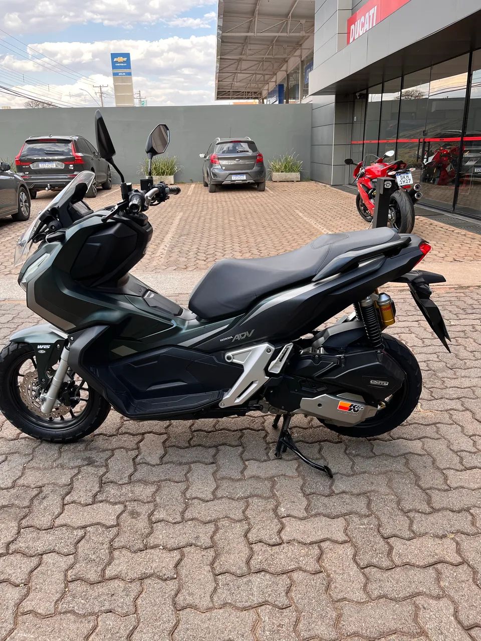 Vendo ADV 150 - Foto 3