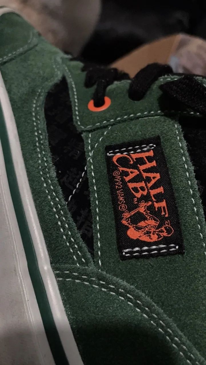 39/40 Vans Half Cab Sci-fi verde com caixa e cadarço extra  - Foto 3