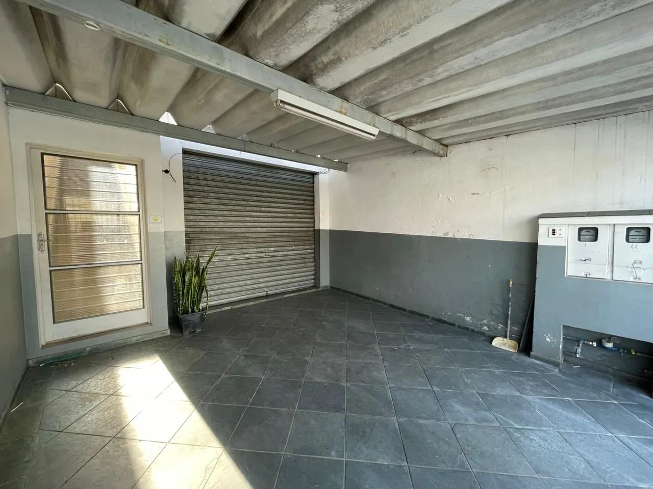 Casa com Salão Comercial - Aluguel - Foto 2
