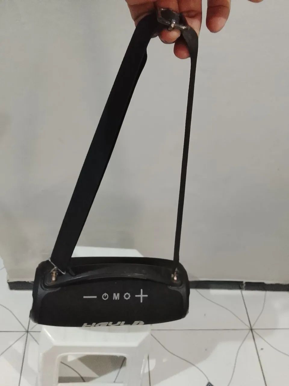 Caixa d som bombox da média topado ótima qualidade  - Foto 4